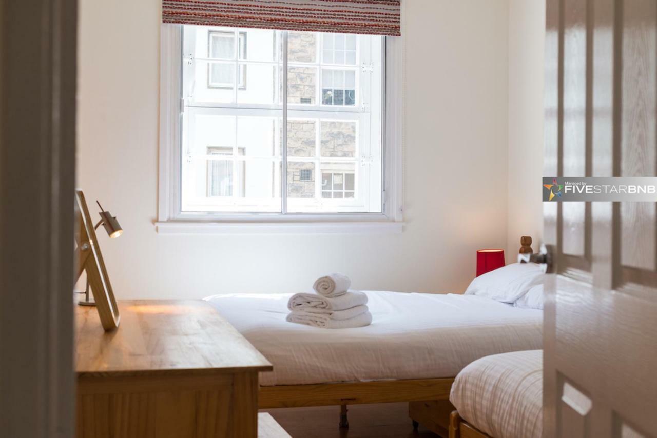 אדינבורו Smart Royal Mile Apartment מראה חיצוני תמונה